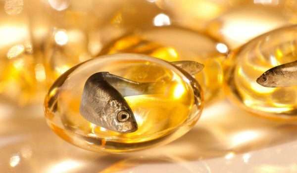 فوائد زيت السمك (الأوميغا 3) وأعراضه الجانبية