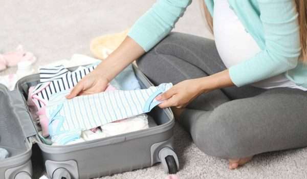 حقيبة المستشفى للولادة أو شنطة الولادة