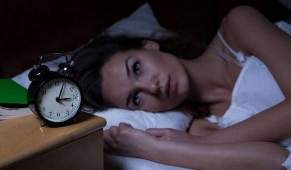 لماذا يختفي شعورك بالتعب حين تذهب إلى النوم؟