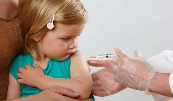 تطعيم الاطفال