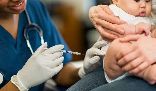 الاثار الجانبية للتطعيم