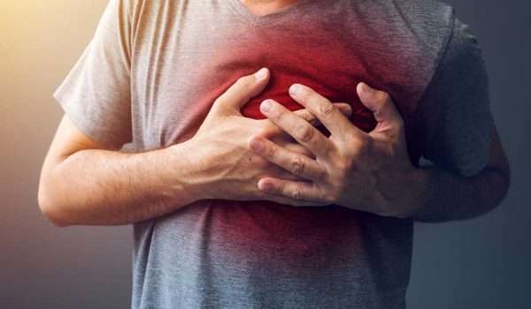 اعراض امراض القلب بين العادية والخطيرة فانتبه لها!