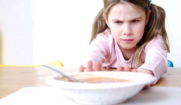 فقدان الشهية عند الاطفال وحلول بسيطة ليرغب طفلك في الطعام