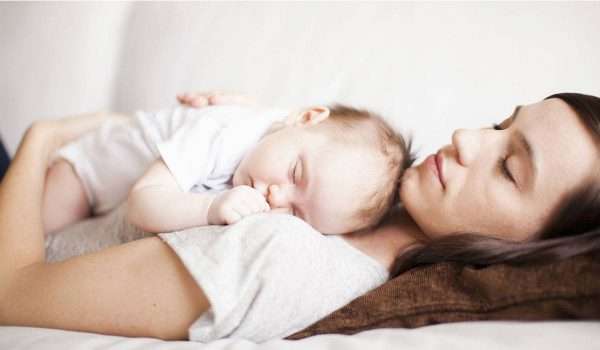 تجهيزات النفاس .. وإرشادات لصحة وسلامة الأم في فترة النفاس بعد الولادة