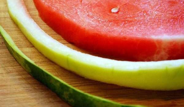 فوائد قشر البطيخ للبشرة وجهاز المناعة والضغط.. وكيفية استخدامه
