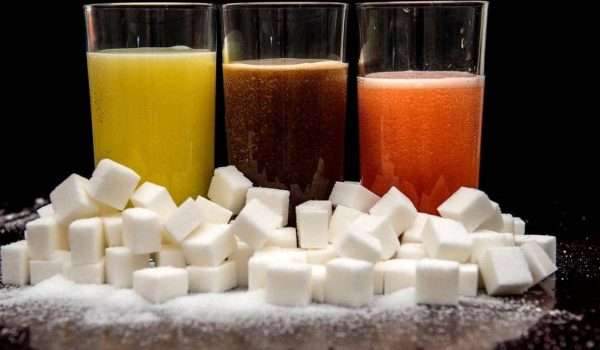 إضافة ملعقتين ونصف من السكر يوميا قد يكون من اسباب الزهايمر !