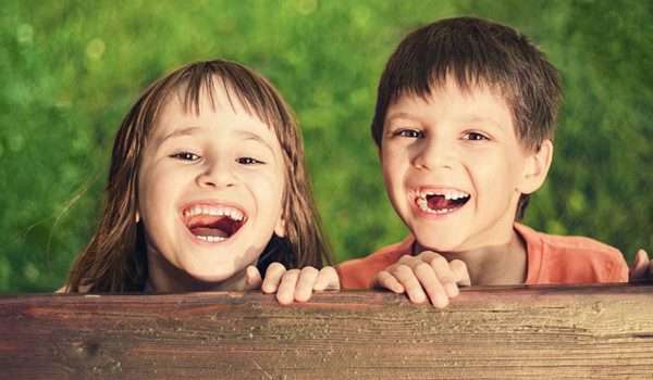 الاسنان اللبنية أو عدد الاسنان اللبنية عند الاطفال