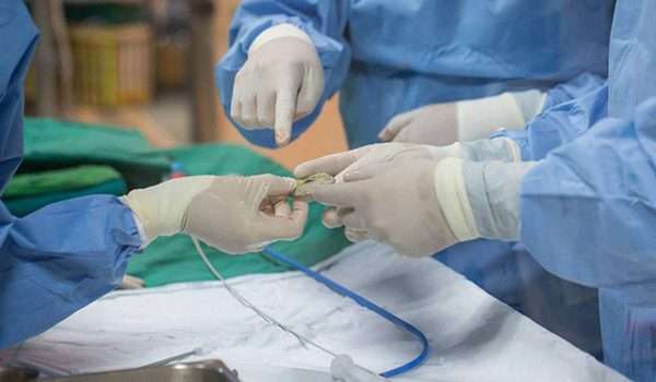 رأب الأوعية التاجية والدعامات Coronary angioplasty and stents