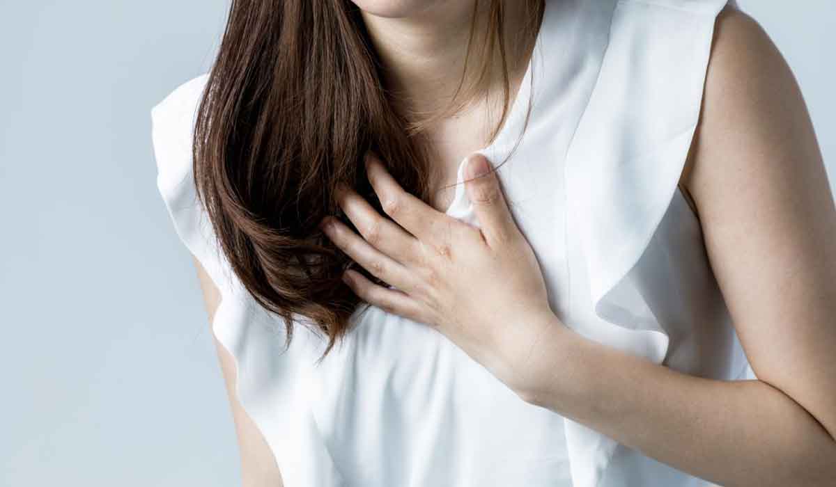 النساء هن الأكثر عرضة لـ” الازمة القلبية ” مقارنة بالرجال.. والسبب غير متوقع!