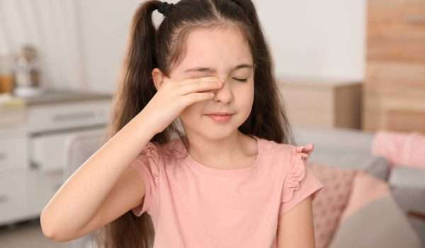 علاج حساسية العين عند الاطفال