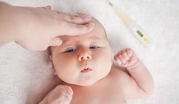 ملف شامل لطرق علاج البرد عند الرضع