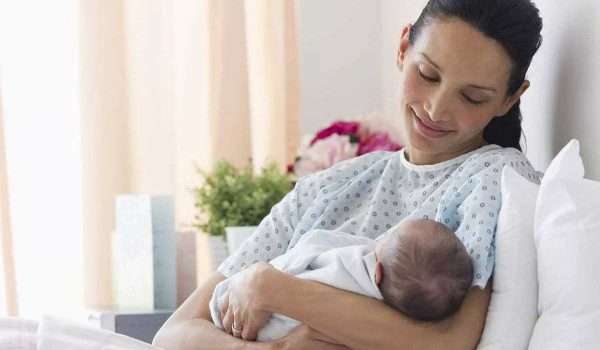 مدة الرضاعة الطبيعية لحديثي الولادة