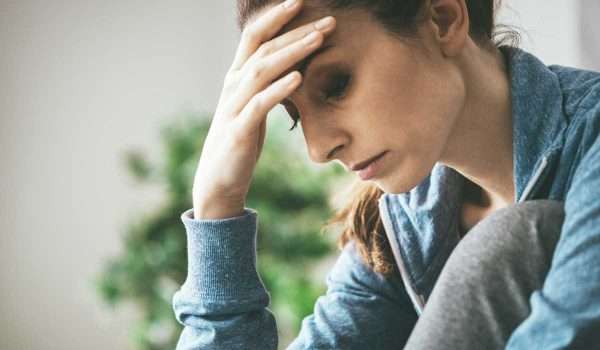 اعراض نقص فيتامين د النفسية وعلاقته بالاكتئاب