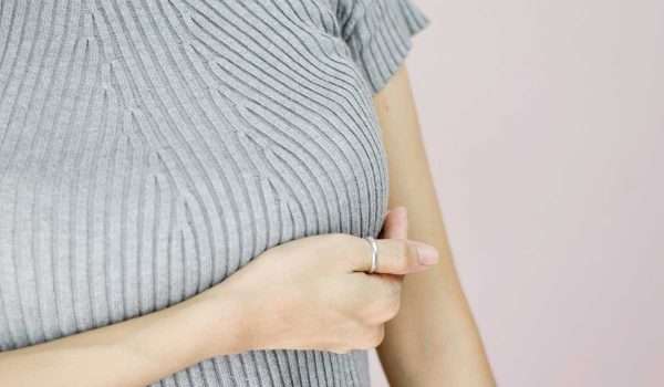 آلام الثدي عند الحامل