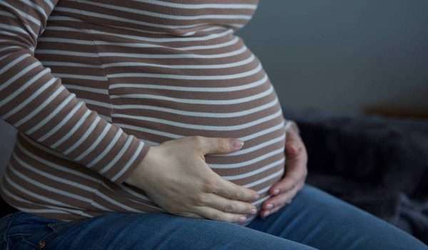 فيروس كورونا والحمل .. لكل الحوامل إليكن الدليل الأهم لصحتكن وصحة الجنين
