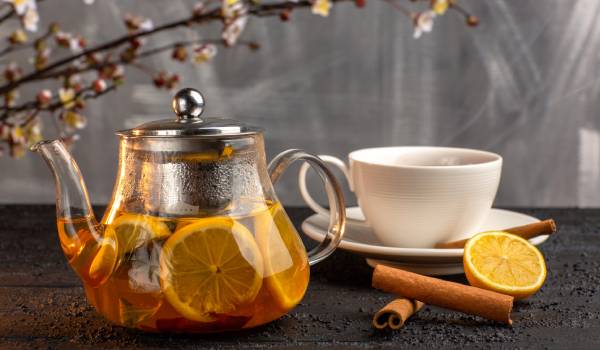 فوائد الشاي بالليمون: اشهرها علاج البرد والتخسيس