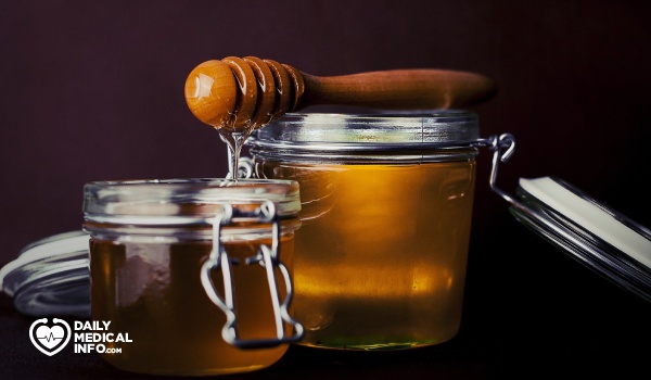 هل يمكن علاج الحروق من الدرجة الثانية بالعسل؟