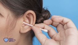 ما علاج خروج سائل ذو رائحة كريهة من الأذن؟