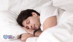 ما هي طريقة النوم الصحيحة وأفضل وضعيات النوم؟